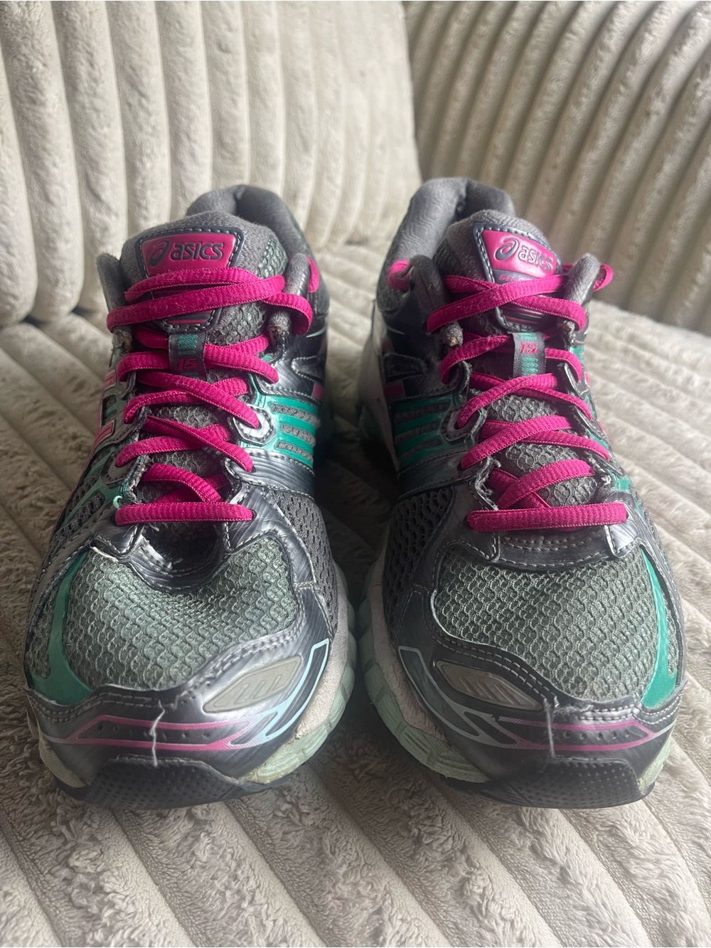 ASICS Gel Women’s Running Shoes Gray Pink Teal Cushion GEL Technology Size 10 - Picture 2 of 9